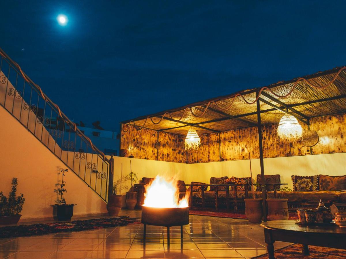 Chill Surfer Hostel Tamraght エクステリア 写真
