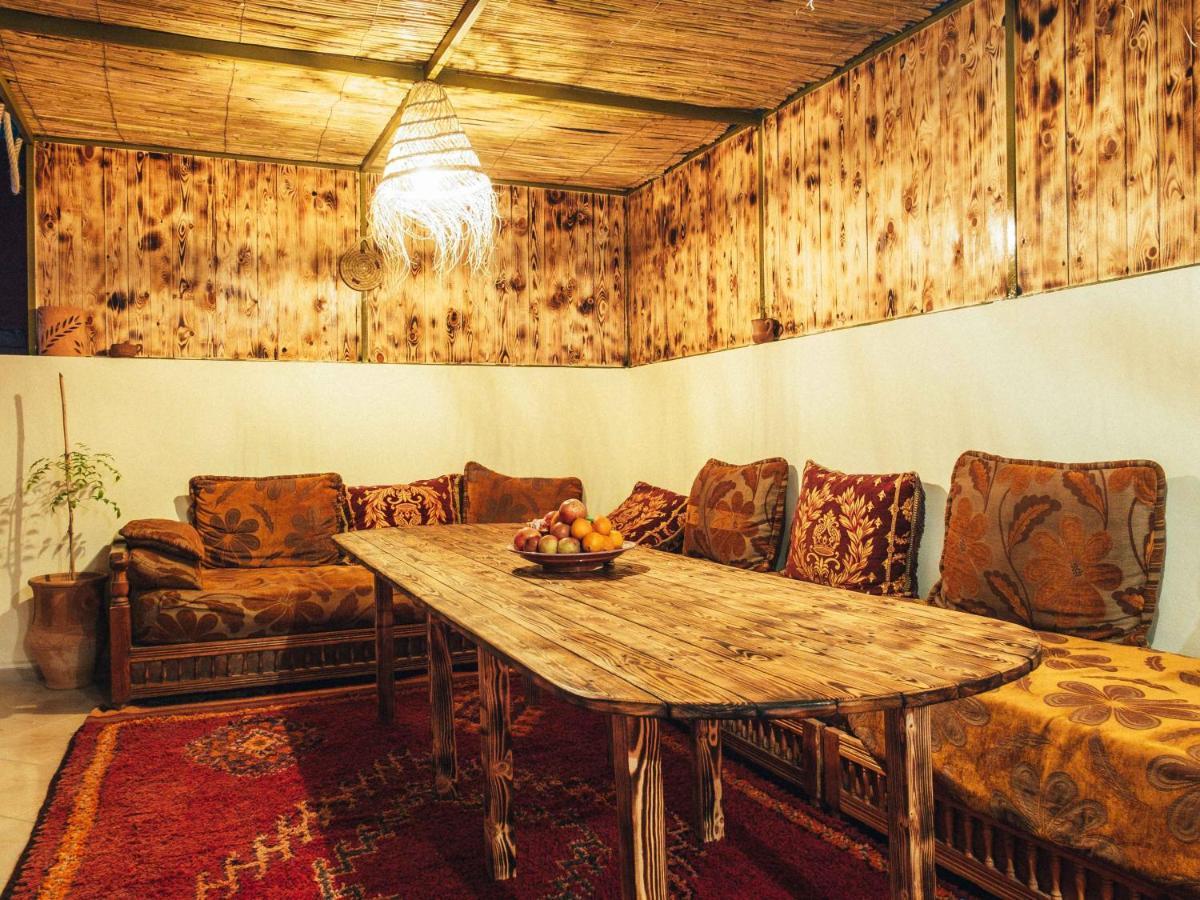 Chill Surfer Hostel Tamraght エクステリア 写真