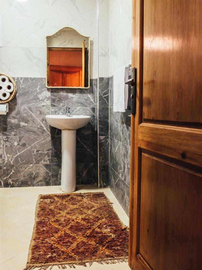 Chill Surfer Hostel Tamraght エクステリア 写真