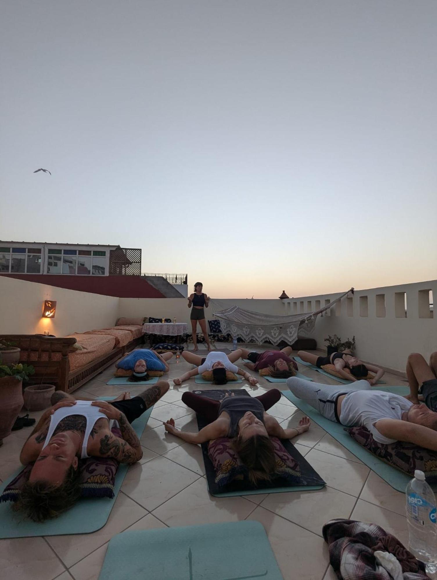 Chill Surfer Hostel Tamraght エクステリア 写真