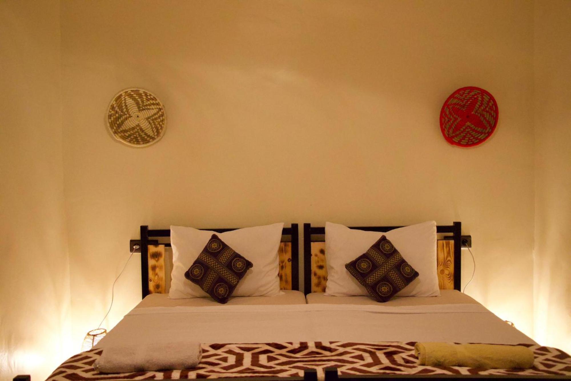 Chill Surfer Hostel Tamraght エクステリア 写真